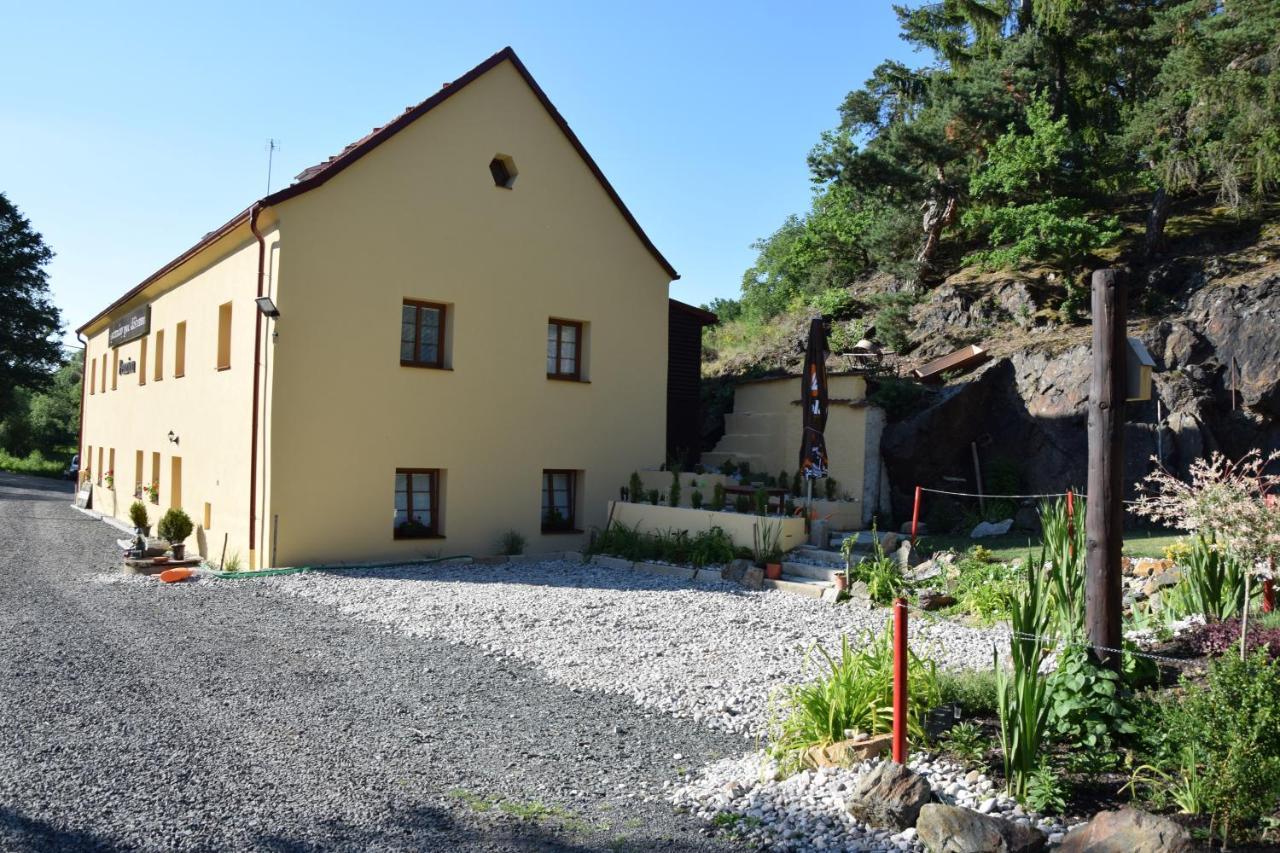 Apartmany Pod Klasterem Kladruby  Εξωτερικό φωτογραφία