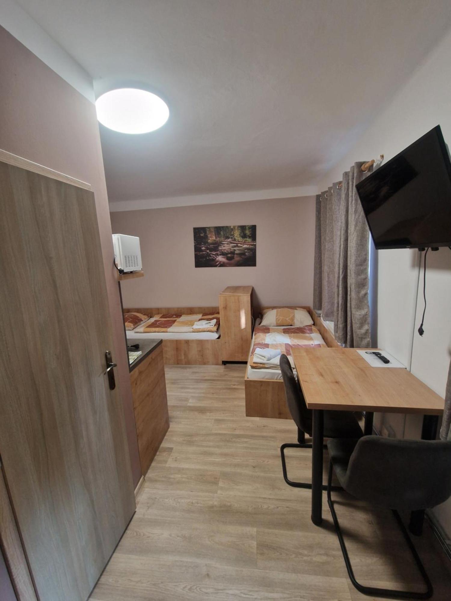 Apartmany Pod Klasterem Kladruby  Εξωτερικό φωτογραφία